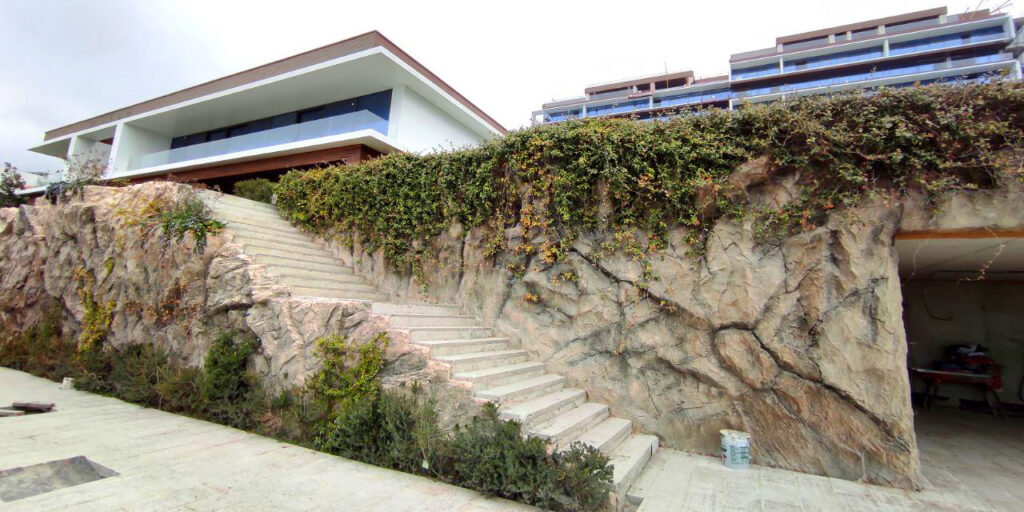 Architecture of the Cliff