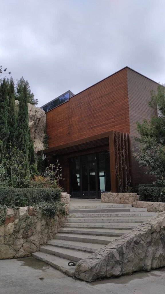 Architecture of the Cliff